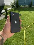 iPhone 11 64GB czarny – bateria 82%, stan bardzo dobry, bez blokad