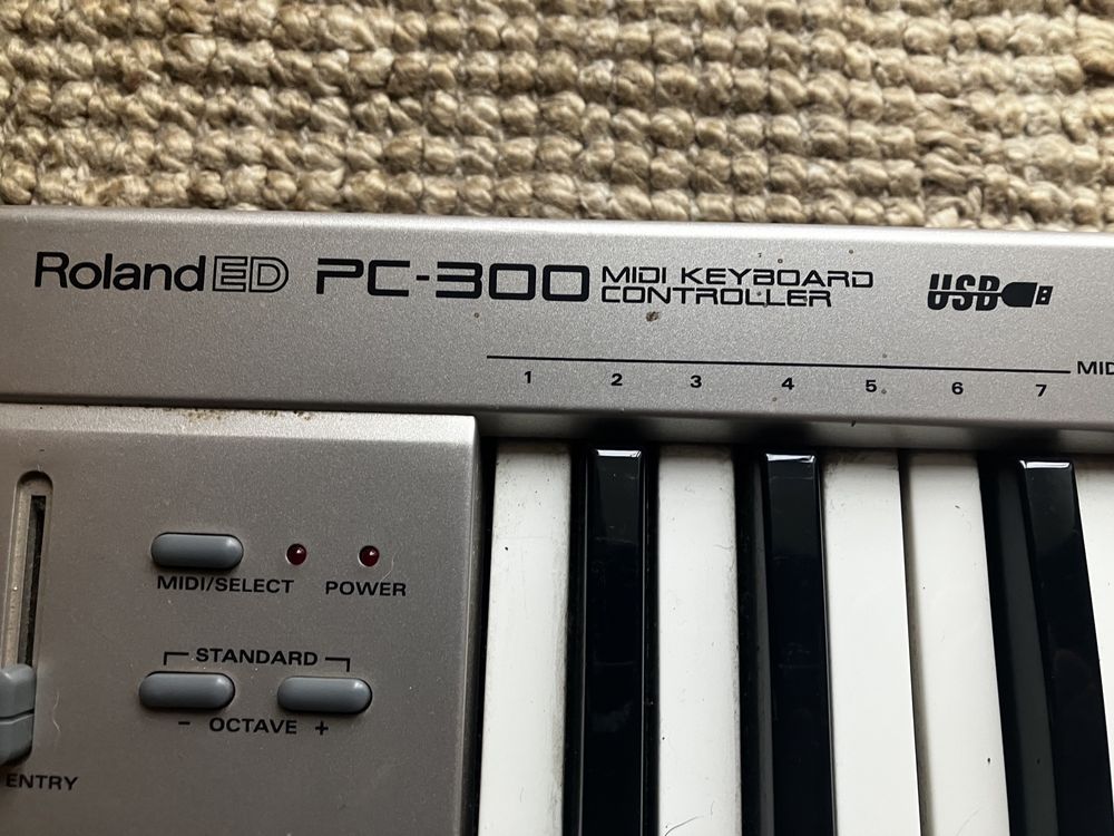 Roland | teclado midi | interface UM-ONE