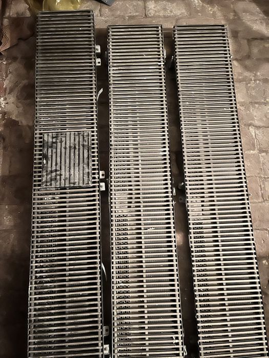 Grzejnik kanalowy podlogowy