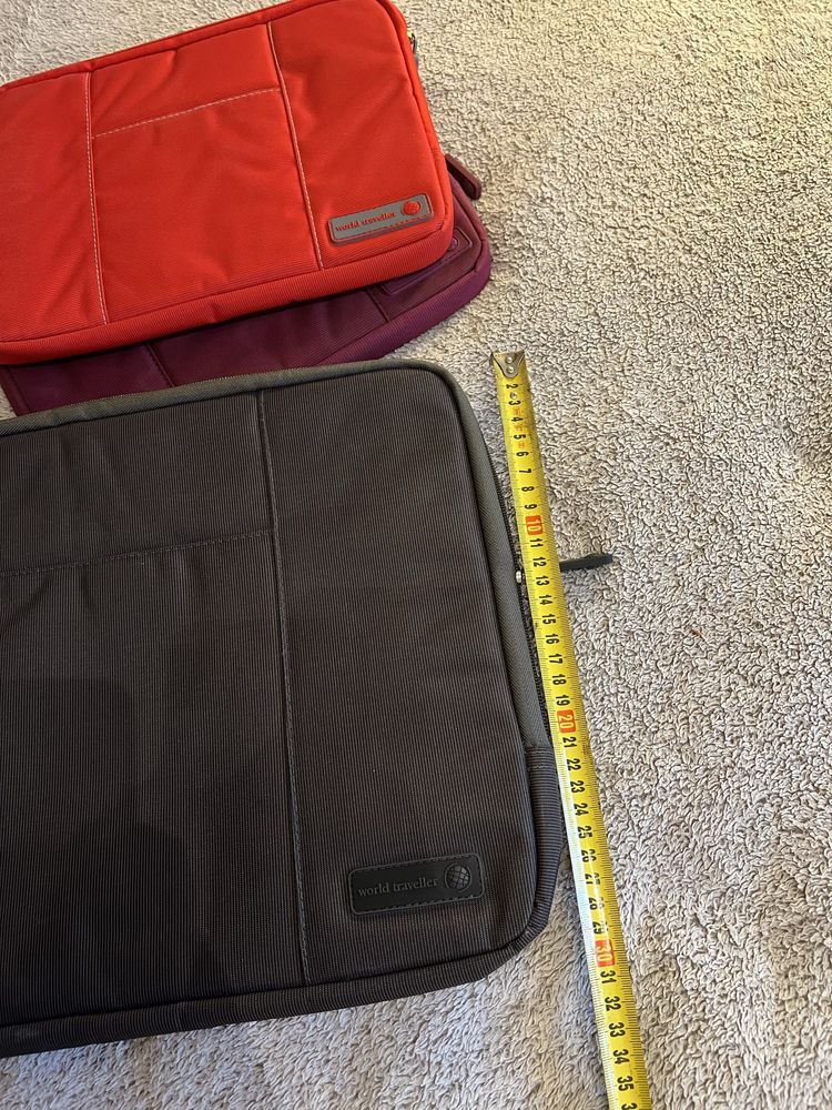 Etui case World Traveller na laptopa