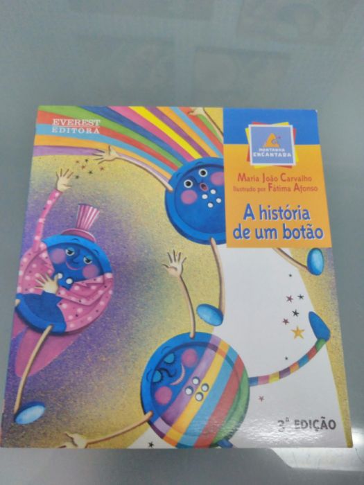 Livros infantis capa dura