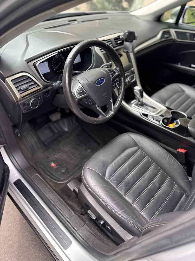 Продам Ford fusion 2016