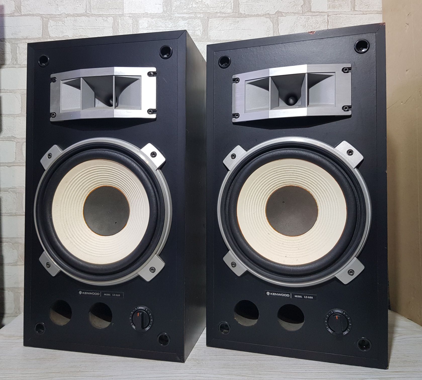 70ВтПолична акустика/полочная Kenwood LS-660  б/у з Німеччини