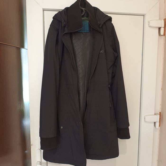 Куртка жіноча осіння