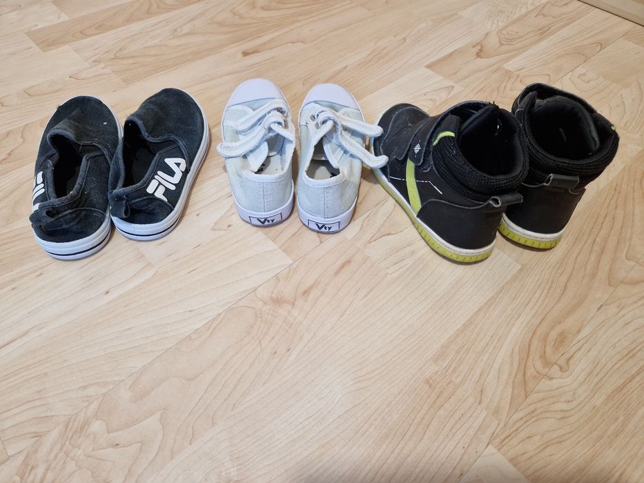 Buty dziecięce chłopięce rozmiar 27 trzy pary