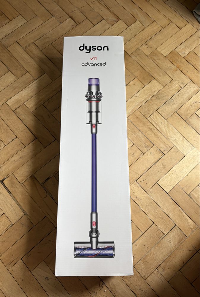 Dyson v11 Advanced