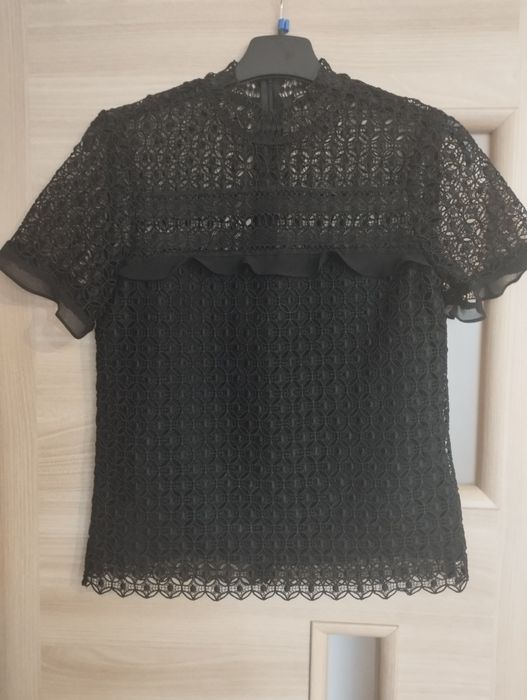 Koronkowa bluzka