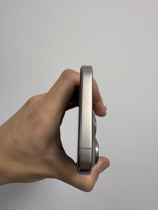 iPhone 16 Pro Max 256GB 1070$ Natural Titanium