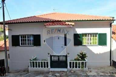 Moradia Equipada e Mobilada