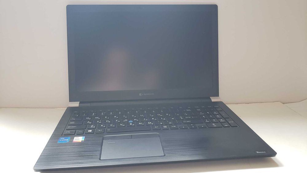 Ноутбук Toshiba Dynabook Tecra A50-J IPS i7-1165G7 16GB DDR4 512GB SSD