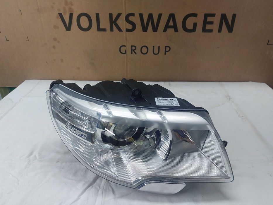 Reflektor Lampa Skoda Superb II Xenon nowa oryginał