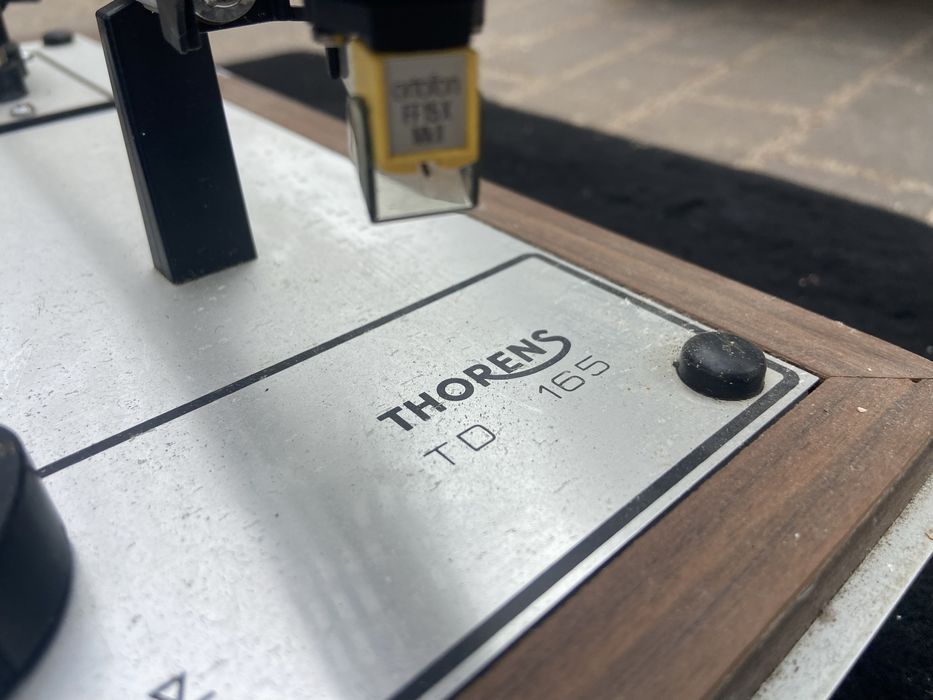 Gira discos Thorens TD165