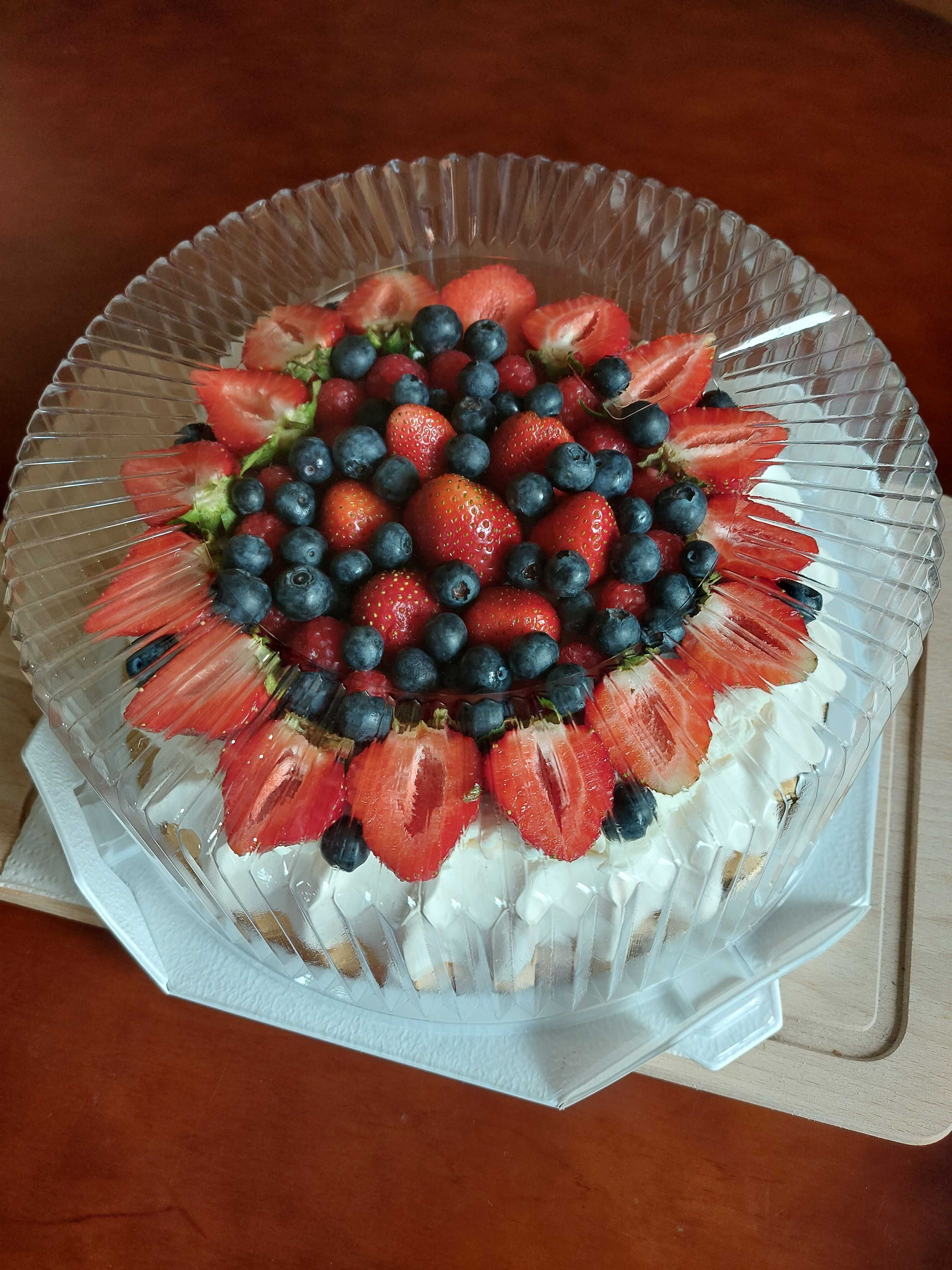 Beza Pavlova, tort bezowy ciasto