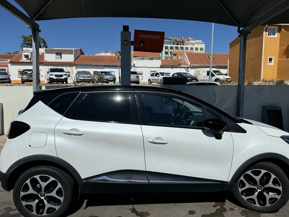Renault Captur caixa automática