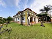 Moradia T3 Isolada com jardins em Escapães