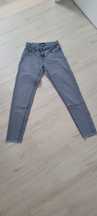 Spodnie slim Sinsay rozm. 36