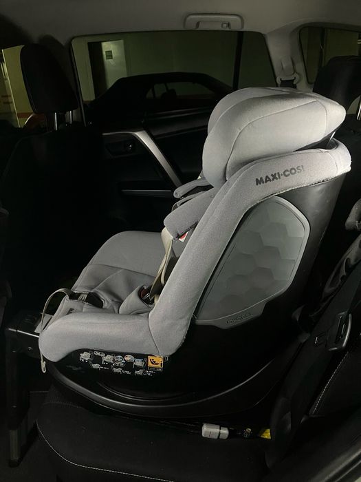 MaxiCosi Cadeira Auto - stone Baby and Todler
