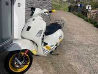 Vespa Piaggio GTS Supra 300 S