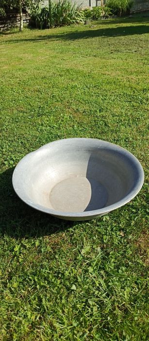 Na wodę na kwiaty do ogrodu na dobre samopoczucie.