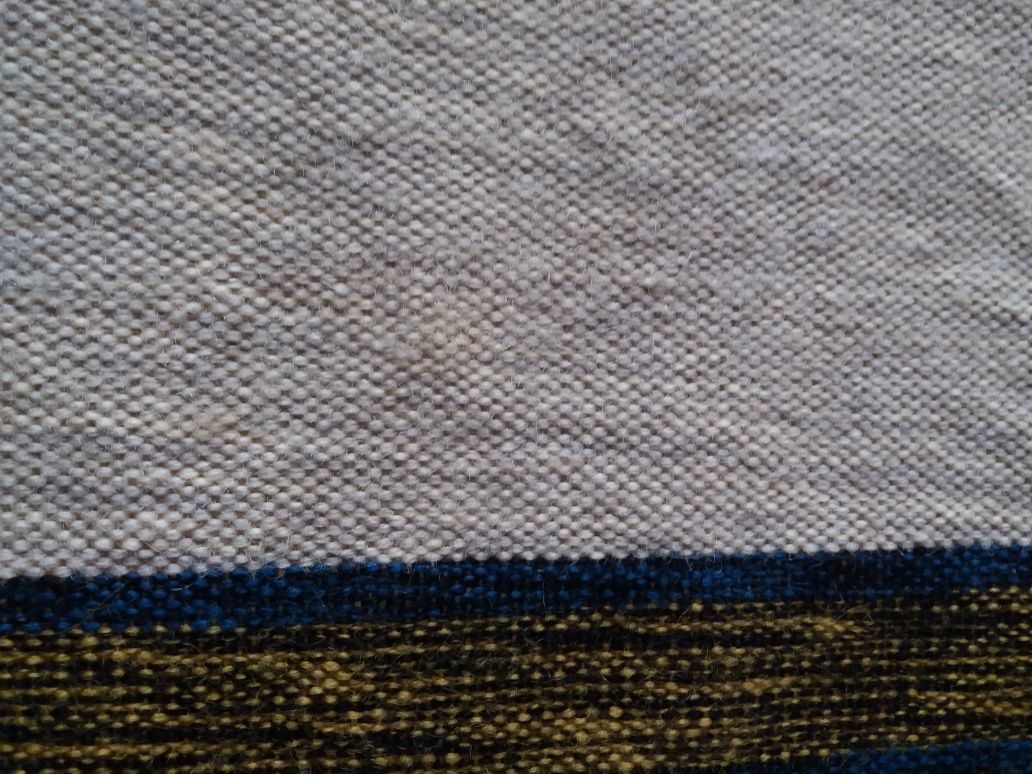 Welniany z fredzlami  obrus kapa kilim dywanik 140×170cm