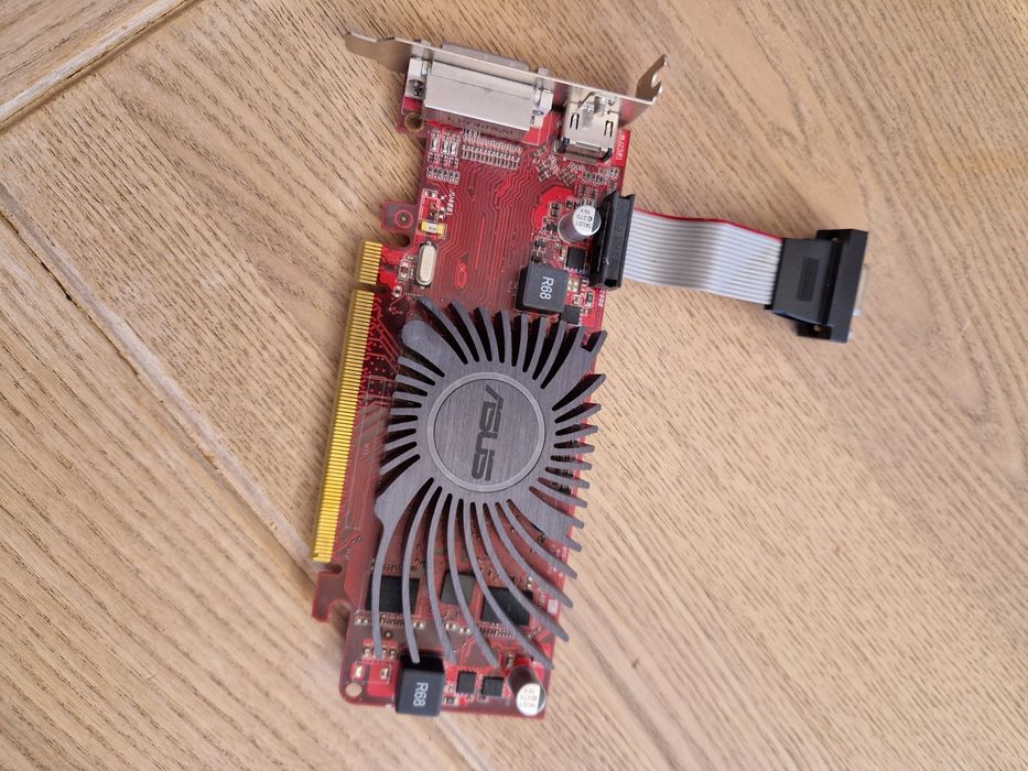 Karta graficzna Asus Radeon EAH5450 1GB VGA HDMI DVI