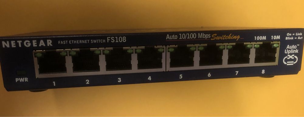 Netgear 8p FS108 switch przełącznik 8x10/100Mbit