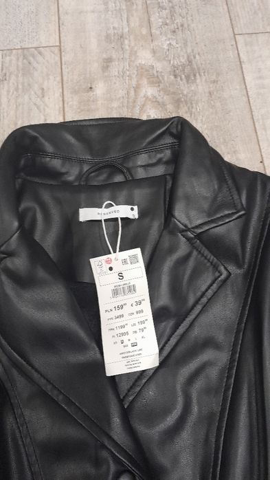 Sukienka z ekoskóry, Reserved, rozmiar S