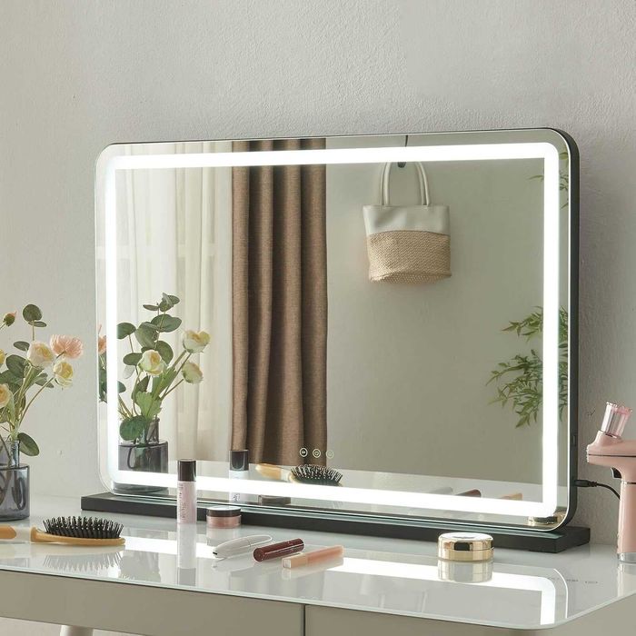 Nowe lustro LED / do makijażu /  toaletka / USB / 80 x 55 cm / A3237!