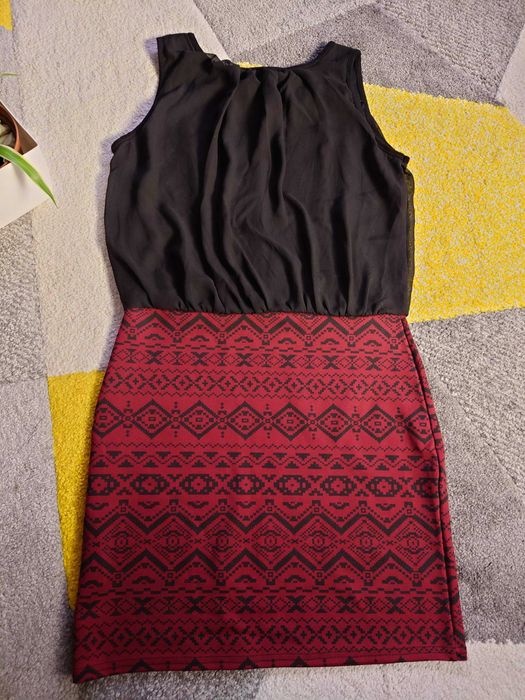 Sukienka dwuczęściowa ze spódnicą we wzór r. M/L