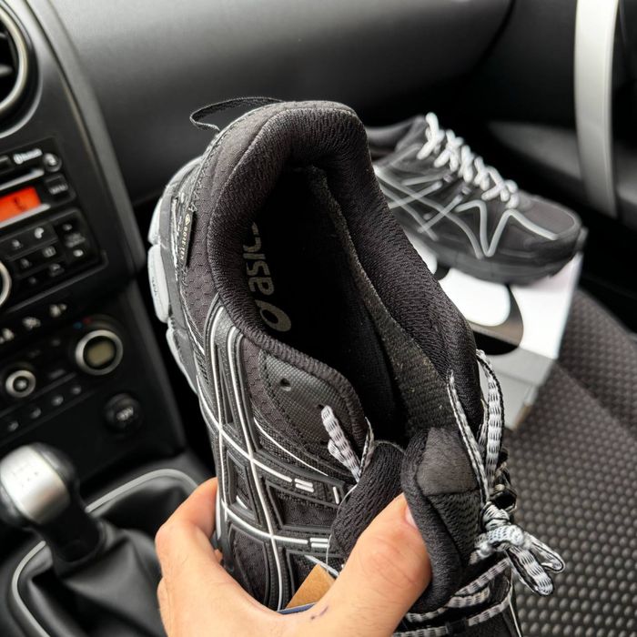 Чоловічі зимові осіні кросівки Gel Kahana 8 black white Gore Tex