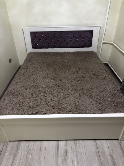 Ліжко з ортопедичним матрацом