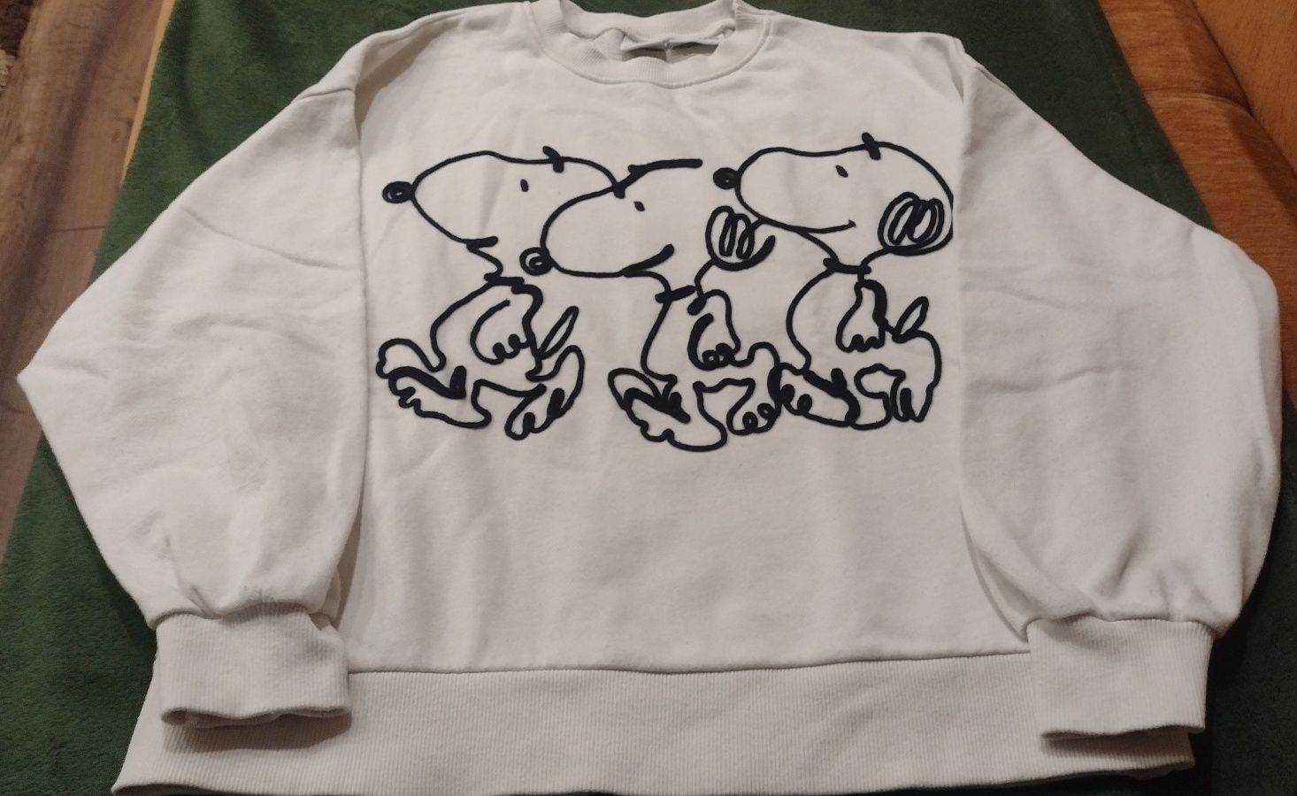 Bluza dziewczęca Snoopy Reserved rozm. 152 cm