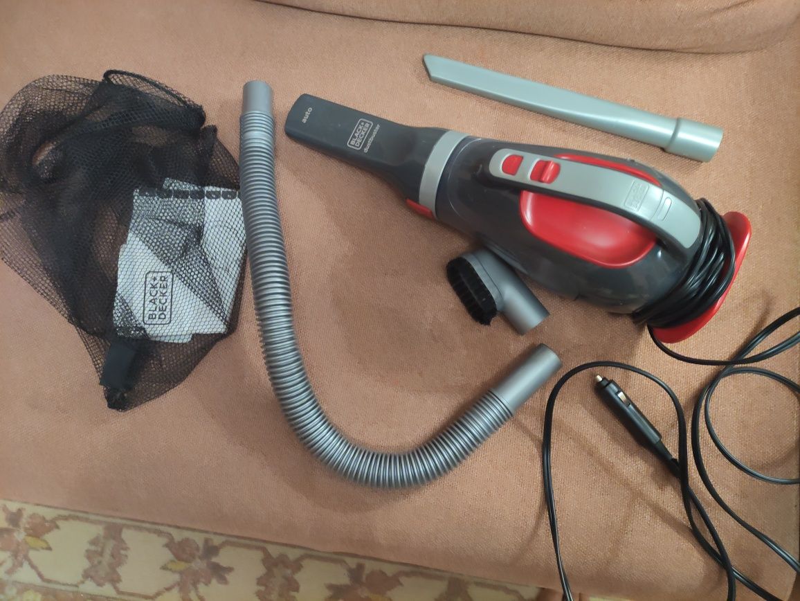 продам пылесос автомобильный BLACK DECKER дешево!