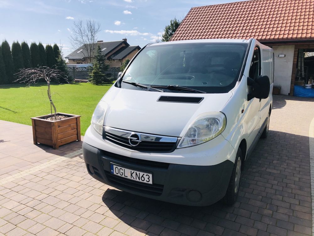 Opel Vivaro 2007 r