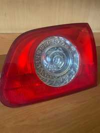 Lampa prawa  Passat b6