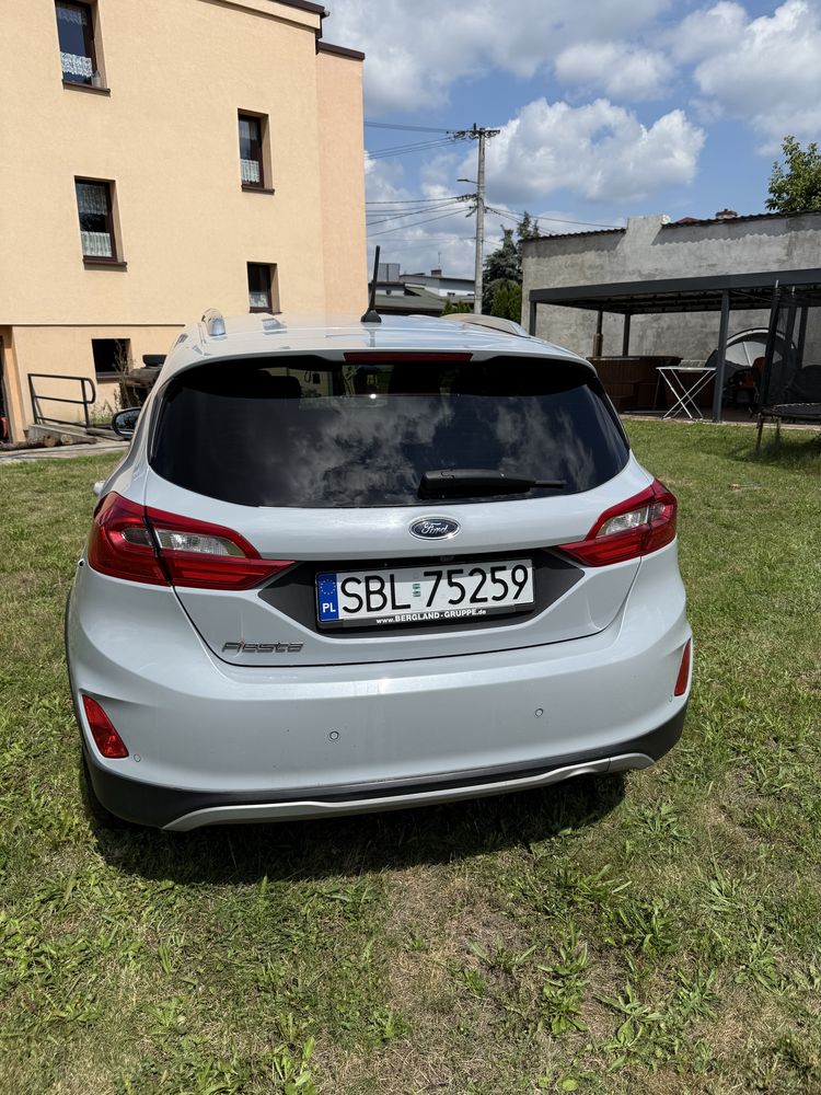 Ford fiesta active 1.0 ecoboost 140km