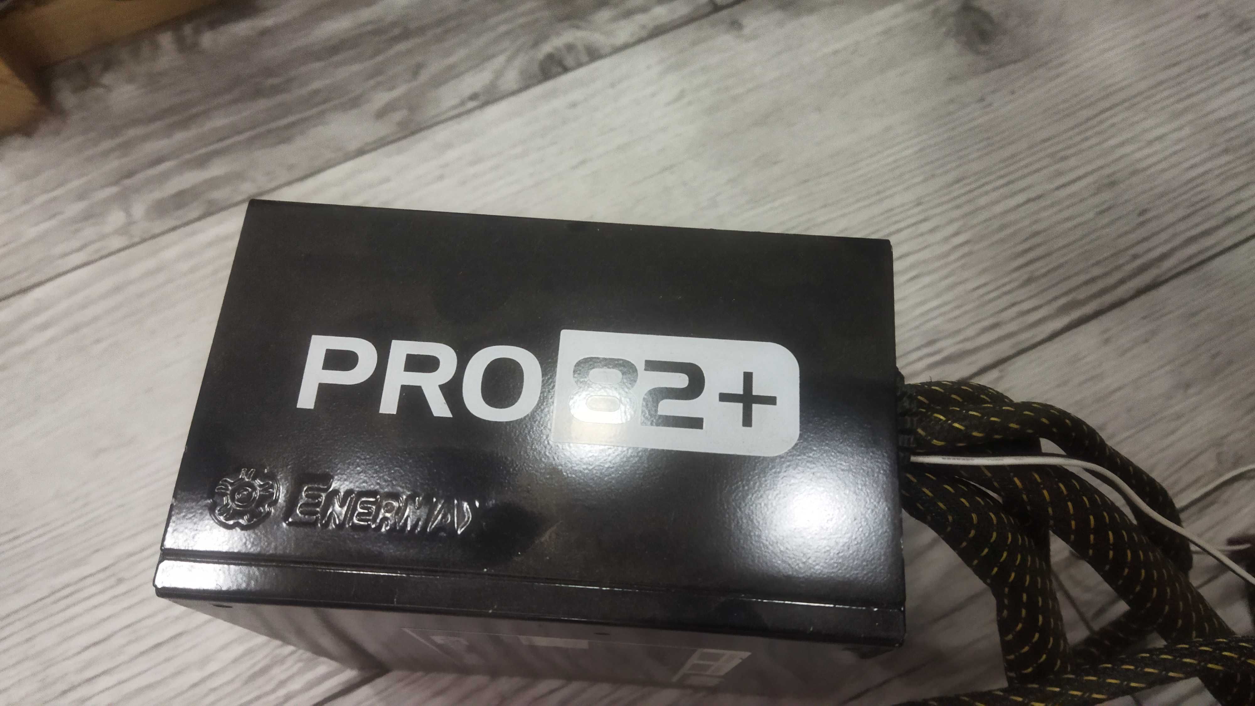 Блок живлення Enermax Pro82 + EPR425AWT чистих 425wt Якість!