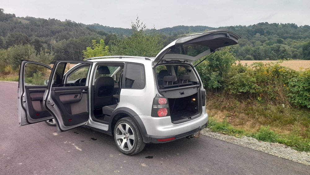 Volkswagen TOURAN Cross