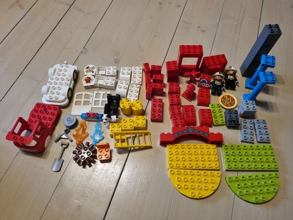 Lego duplo  10903 Remiza strażacka
