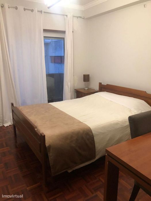 799687 - Quarto agradável próximo à FEUC