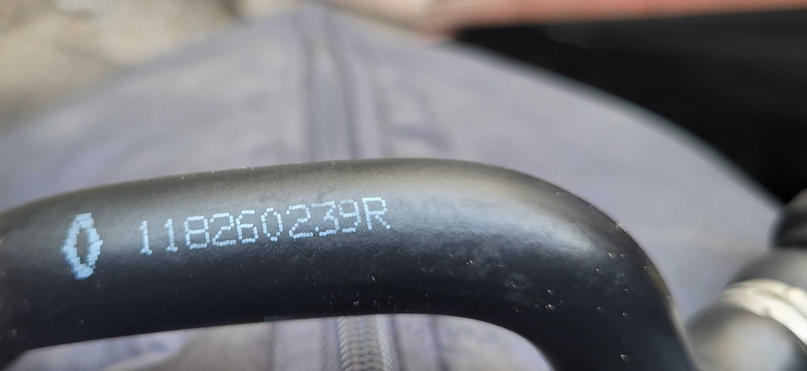 przewód wąż odmy  1.0 tce sandero III Clio V 5 Captur II 2