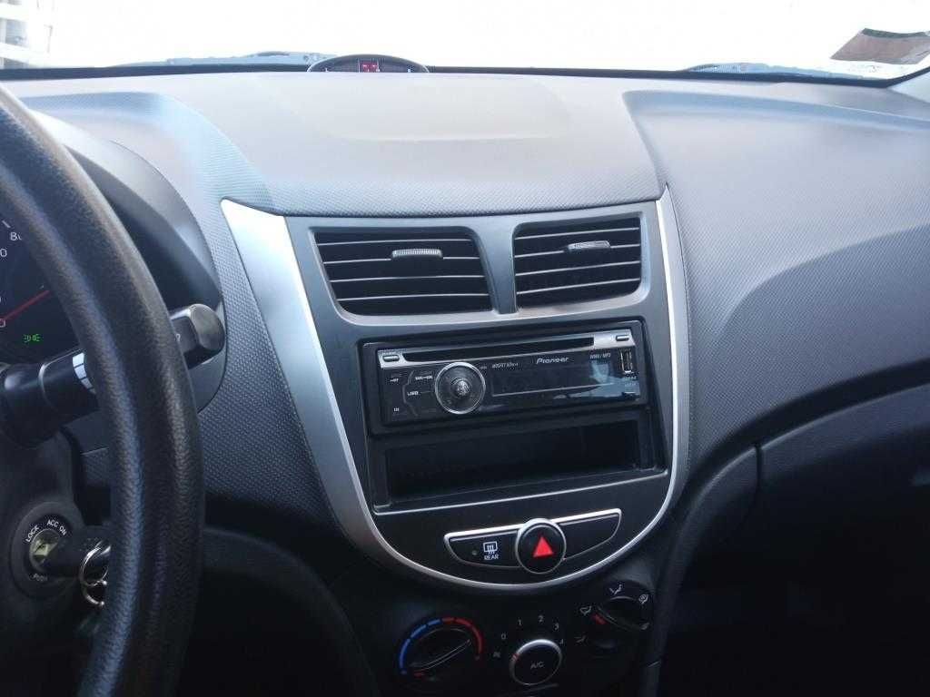 Продам Hyundai Accent 2011