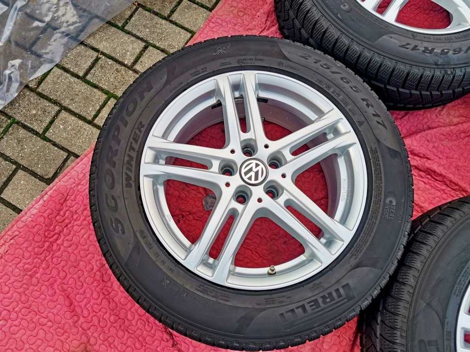 KOŁA zima 17' VW TIGUAN -  ET36 - 5x112 - 215/65/17 Pirelli