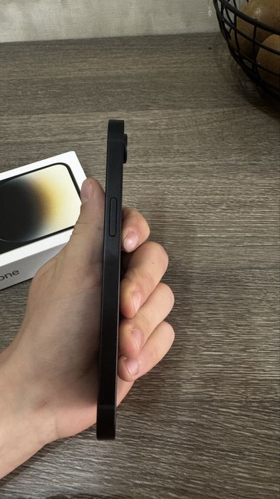 Iphone 16e e-sim ICloud