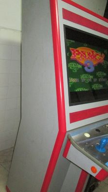 Máquina jogos original como nova com 2600 jogos