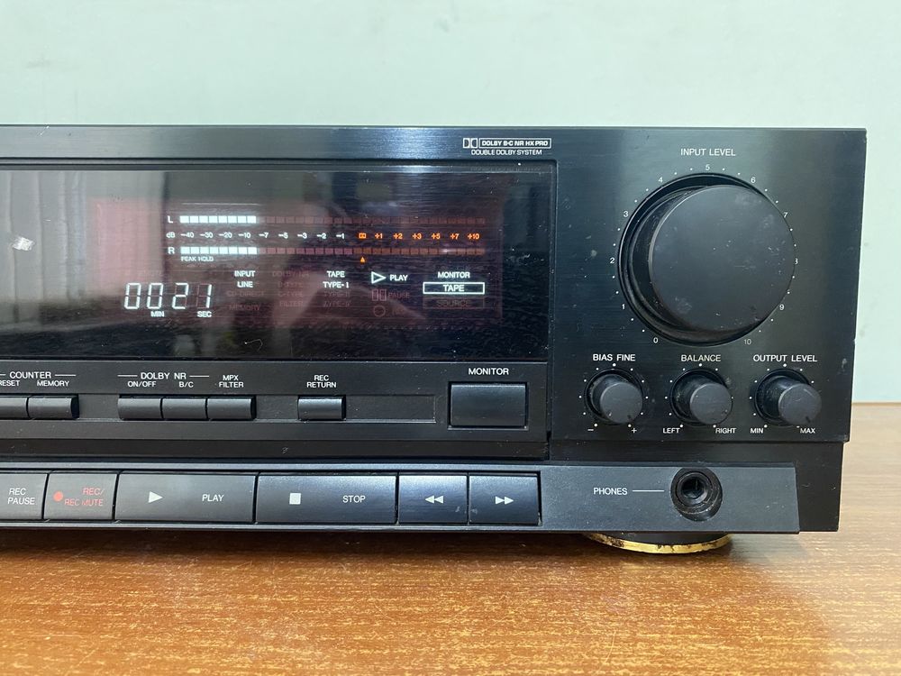 Касетна дека Denon DRM-700