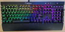 Klawiatura Corsair K70 LUX RGB Cherry MX Red opakowanie zapas klawisze