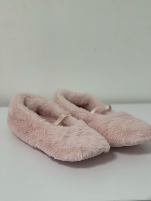 Кімнатні тапочки рожеві 39-40 розмір .