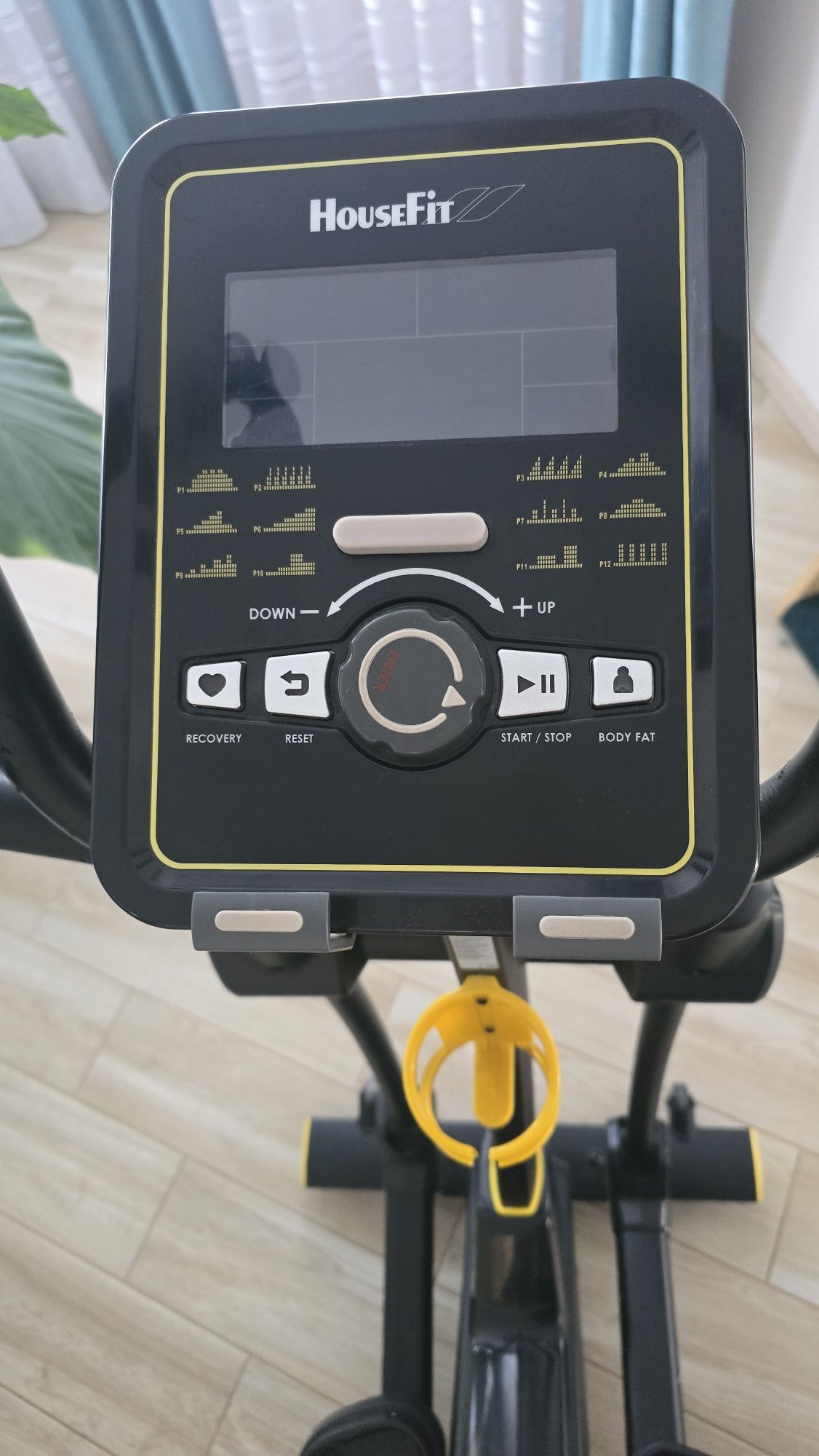 Орбітрек еліптичний програмований HouseFit  HB-8268ELM
