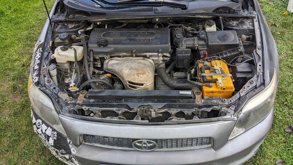 Продам авто Scion (toyota) tc 2005 (2.4 atm).